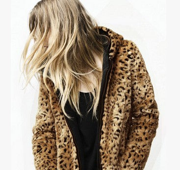 Zipped faux fur loose coat