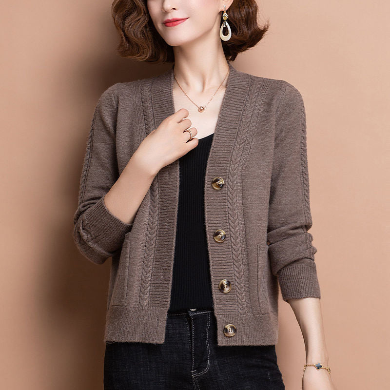Women's Short Foreign Style Sweater Cardigan Fashion Outside